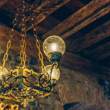 Aquila D'oro بيت ضيافة 4*