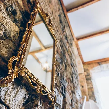 Πανσιόν Aquila D'oro 4*