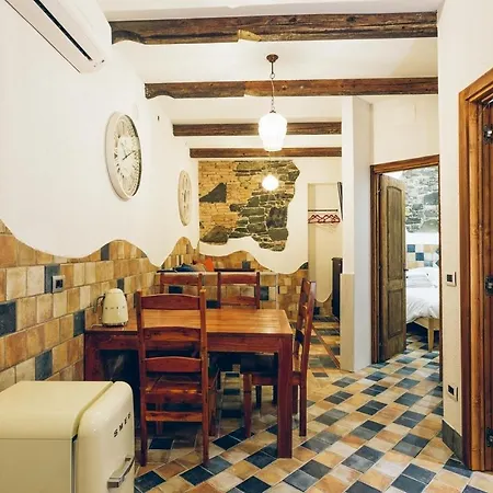 Guest house Aquila D'oro 4*