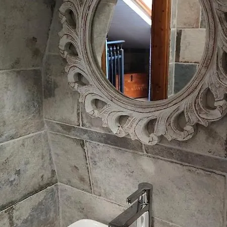 Aquila D'oro Guest house