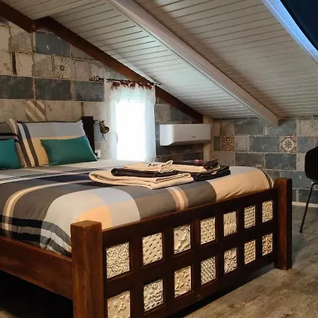 Aquila D'oro ترييستي