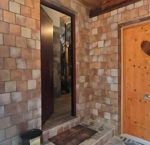 Aquila D'oro Affittacamere 4*